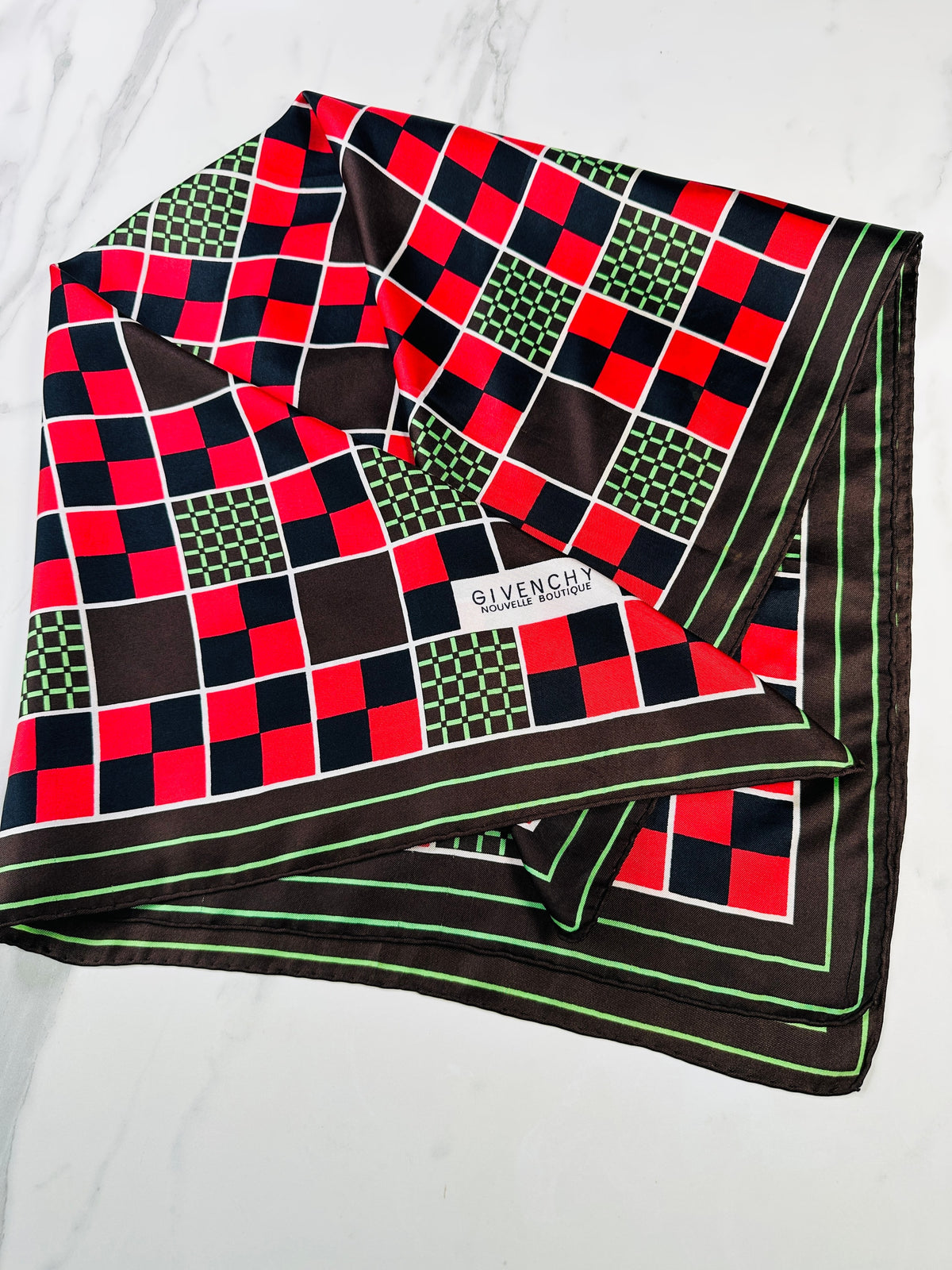Foulard en soie vintage authentique Givenchy à motif géométrique marron, vert et rouge
