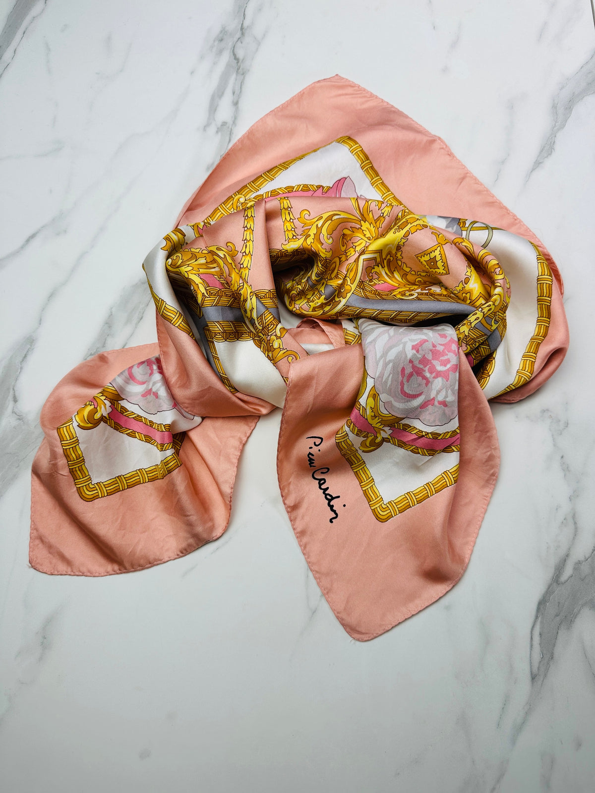 Grand foulard en soie Pierre Cardin rose et crème avec motif floral vintage authentique