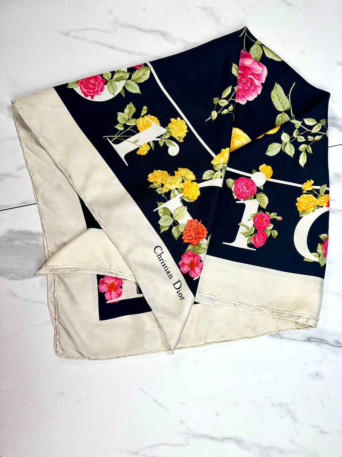 Foulard en soie noire à motif de roses Christian Dior vintage authentique