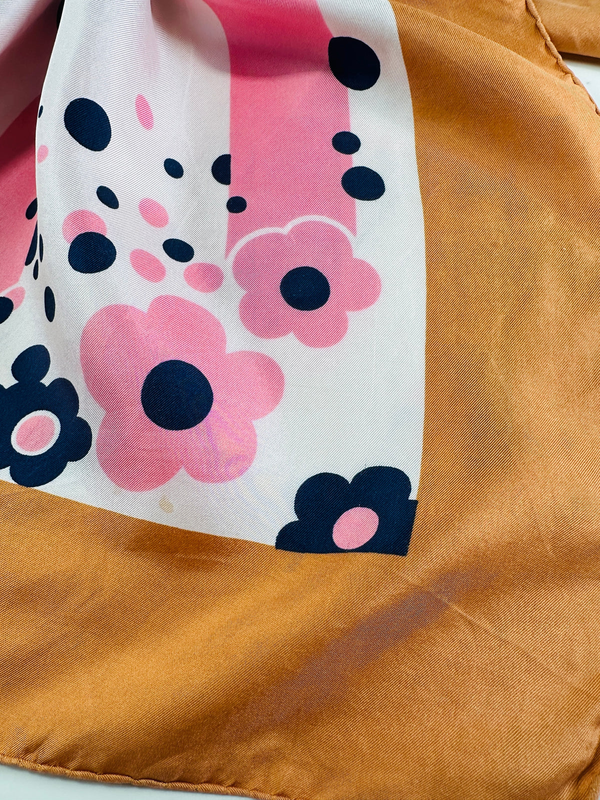 Foulard en soie vintage authentique Christian Dior à motif floral bronze, rose et bleu