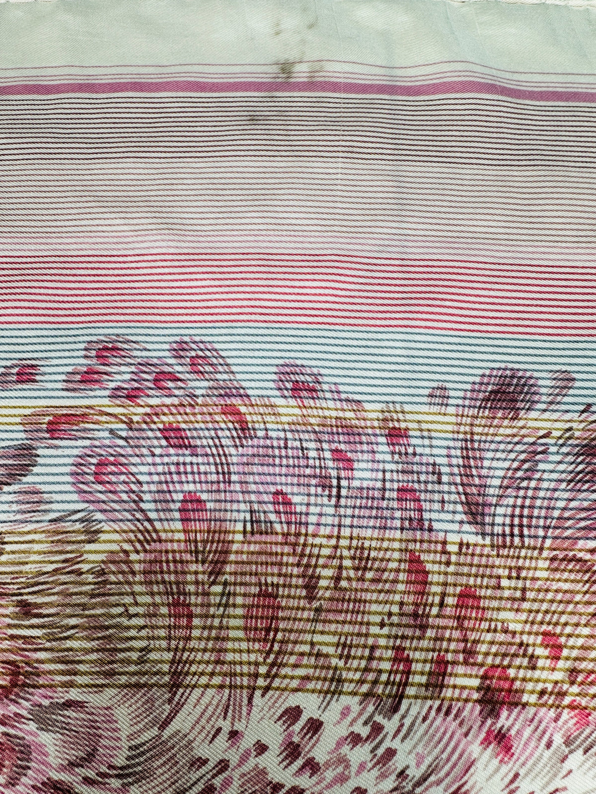 Carré Christian Dior en soie motif plume vintage authentique